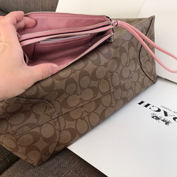 🌸🌸coach reversible tote set🌸 khaki/blush color - Picture 5 of 8